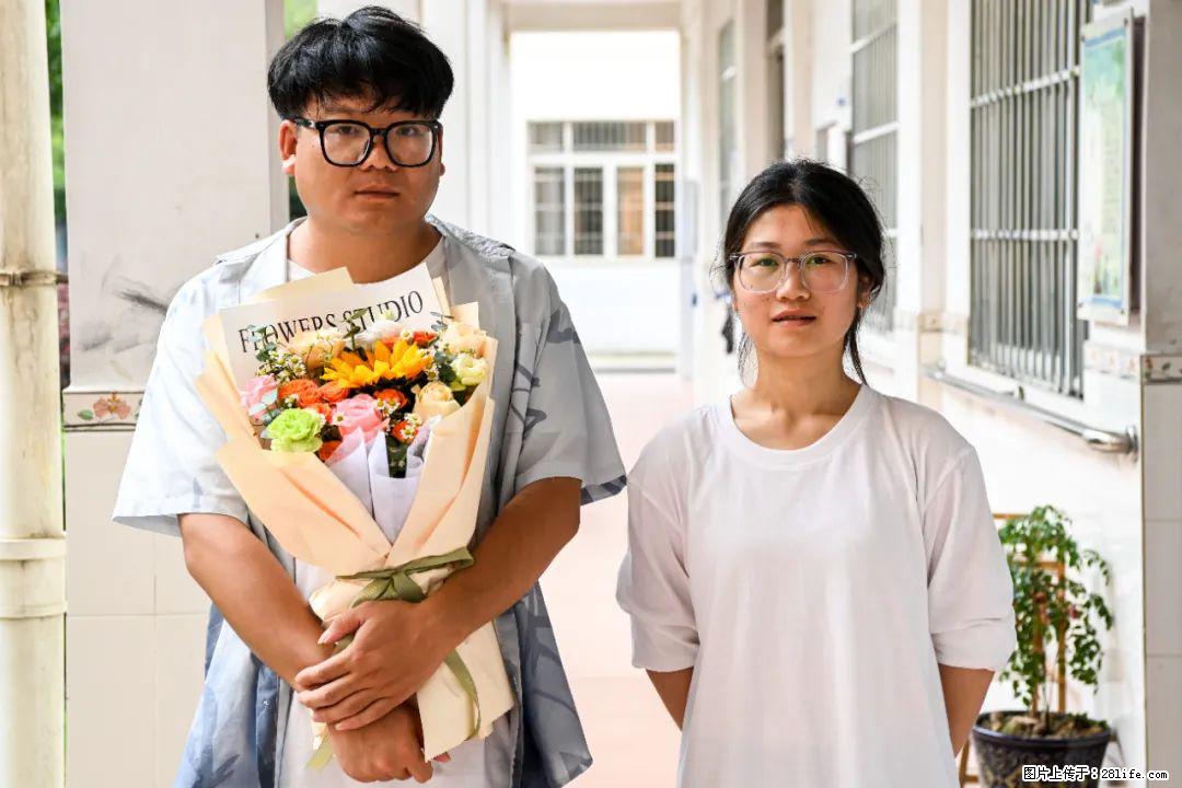 全网追的“扁担女孩”,找了一份暑假工,时薪12元 - 郴州生活资讯 - 郴州28生活网 chenzhou.28life.com